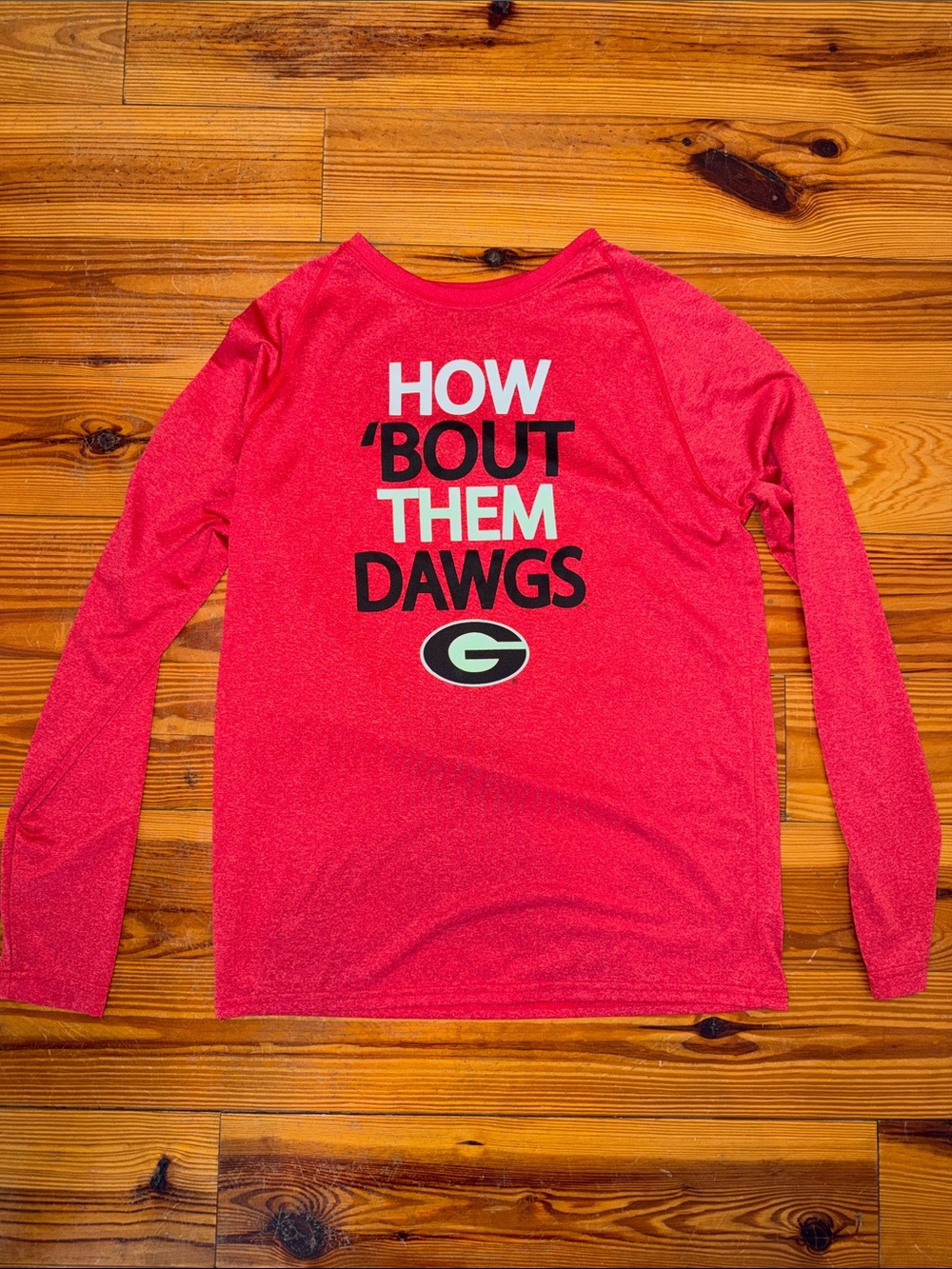 Georgia Bulldogs Mens ‘How 'Bout Them Dawgs' Red Long-Sleeve Top